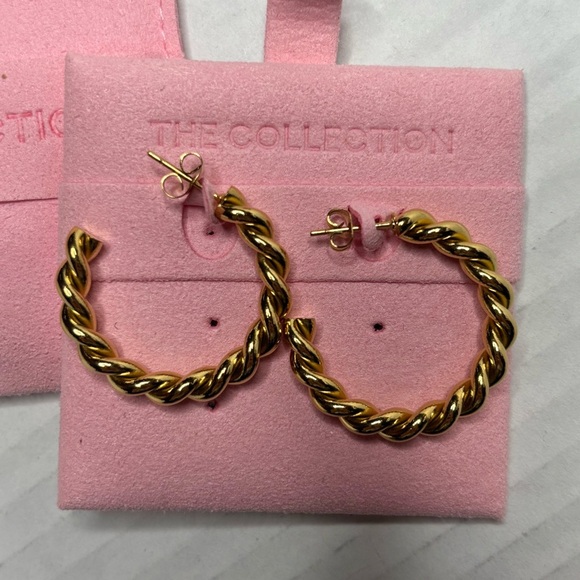 THE COLLECTION Dreamy Gold Hoops - Picture 3 of 3